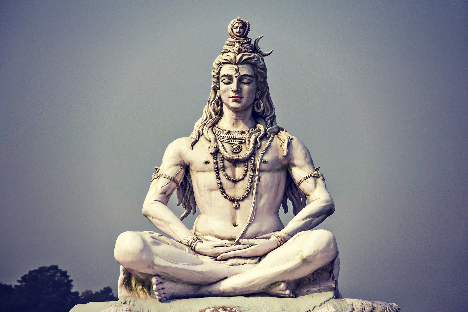 Don't Forget These 5 Rules When Placing Your Shiva Statue At Home